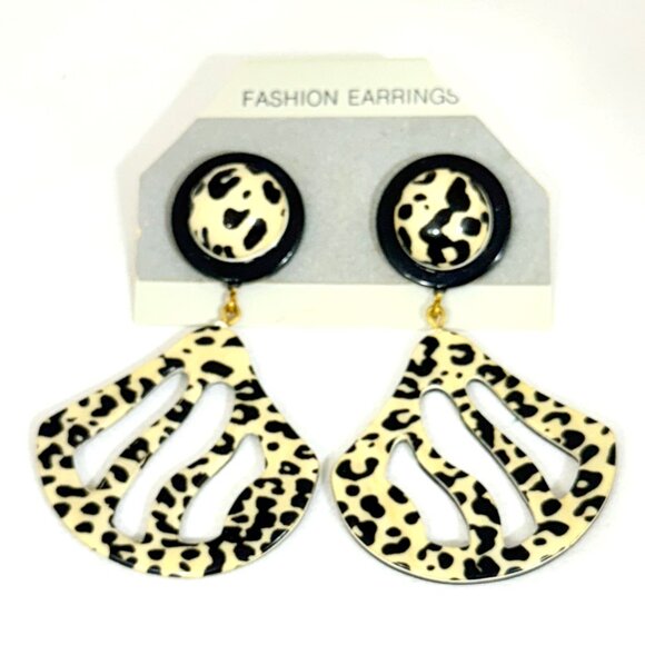 Vintage '80s Animal Print Post Dangle Earrings - Estate Collection - Picture 1 of 5